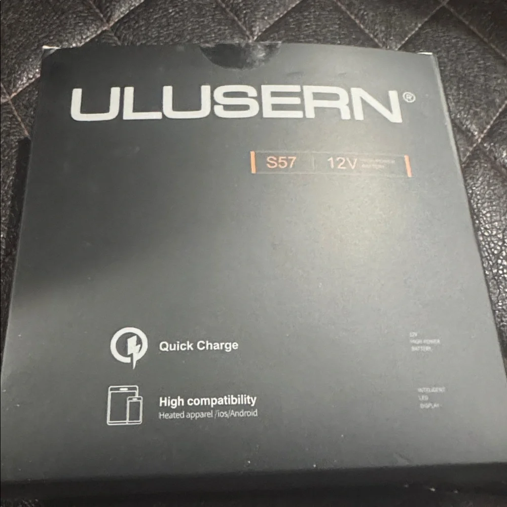 ULUSERN12VPower Bank with Charger and Cable,it can be a heated jacked charge too